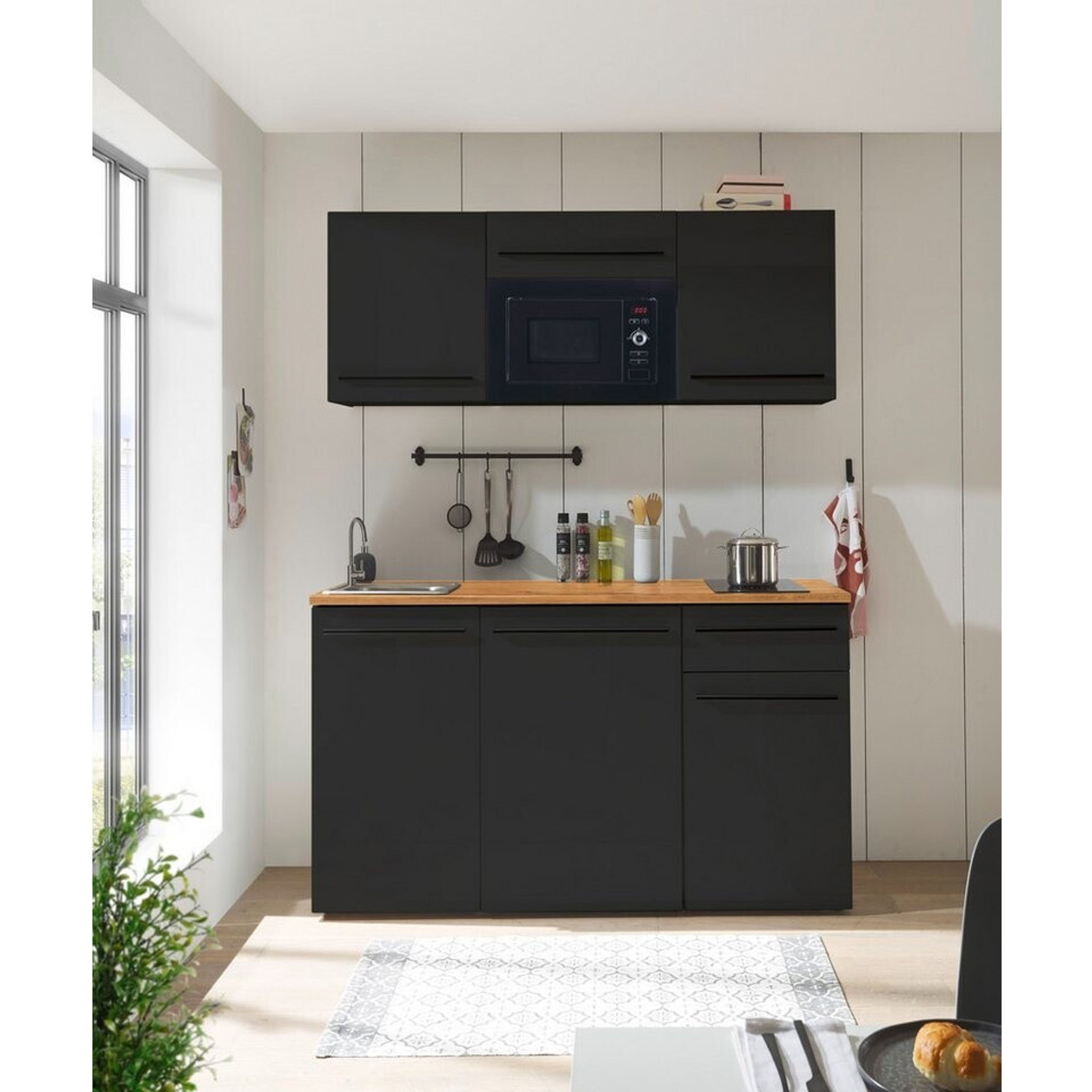 Basic By Balculina - JAZZ 160 cm (Miniküche mit Elektrogerät, 104L Kühlbereich, 14L Gefrierbereich, mit Kühlschrank, Glaskeramik-Kochfeld, Mikrowelle & Edelstahlspüle)